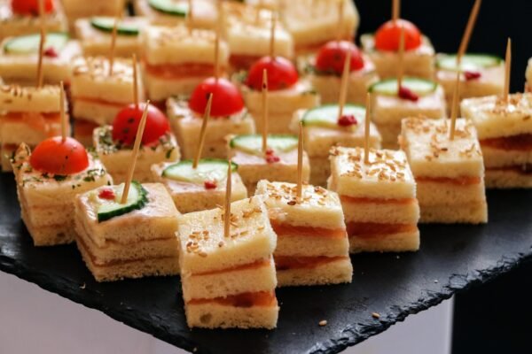 Canapés assortis x15